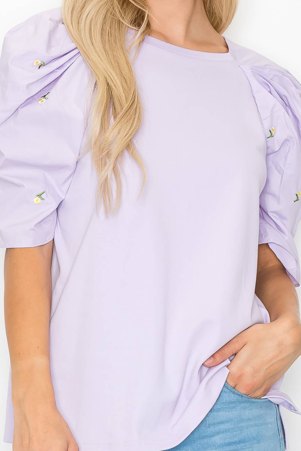Runa Pointe Knit Top with Embroidered Summer Flowers