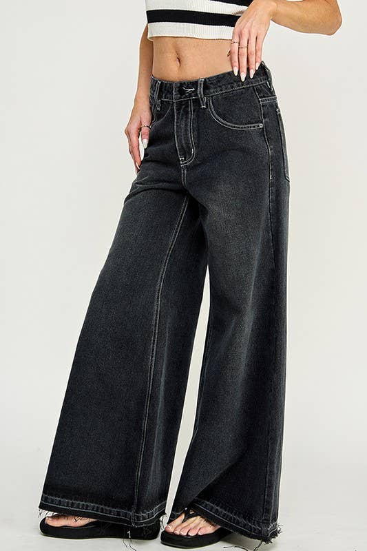 Wide-Leg Jeans