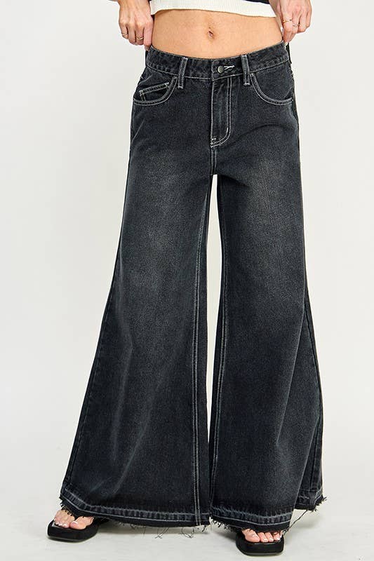 Wide-Leg Jeans