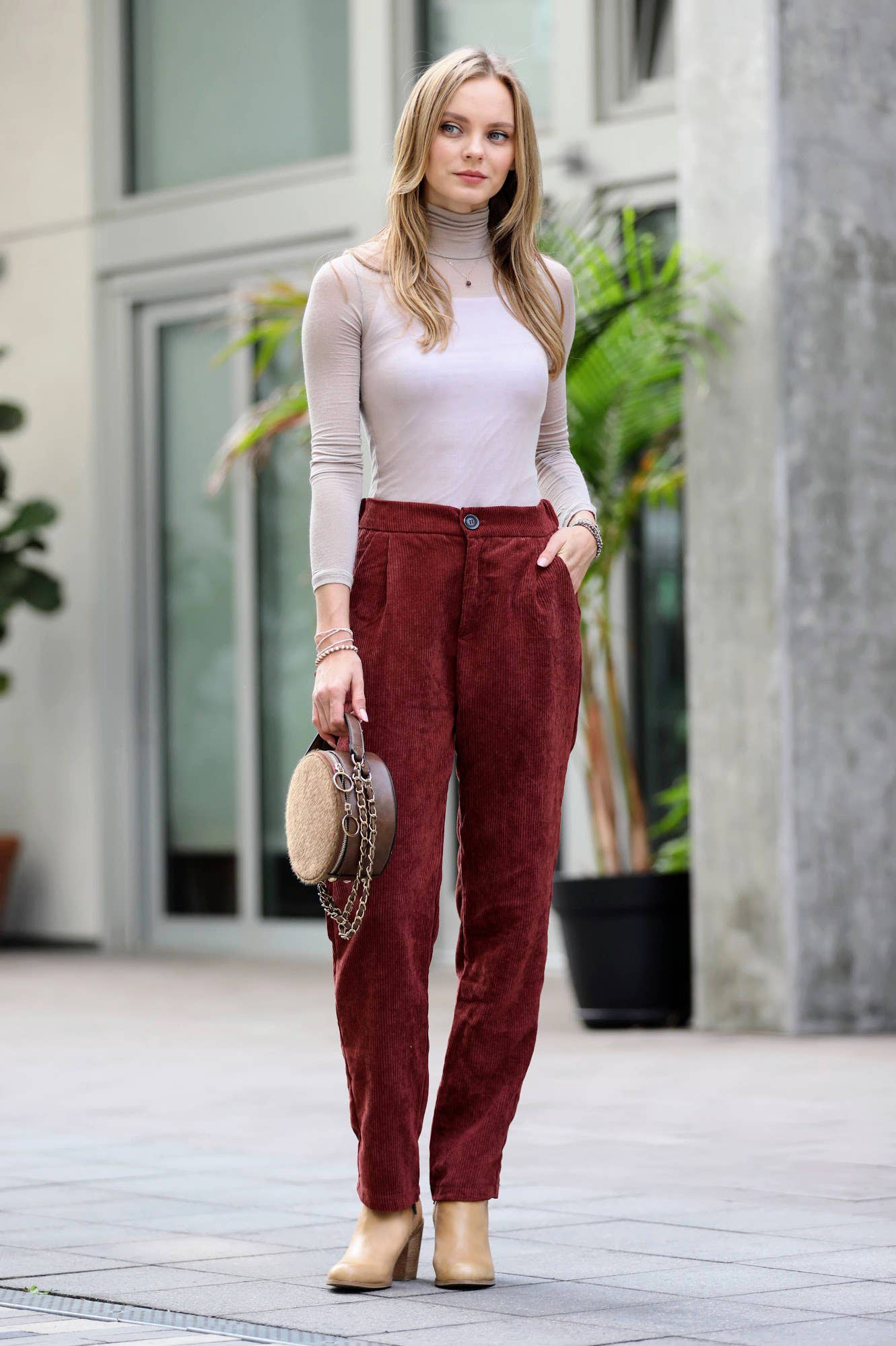 HIGH RISE CORDUROY PANTS WITH POCKETS