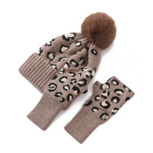 Load image into Gallery viewer, Leopard Wool Hat &amp; Gloves Set
