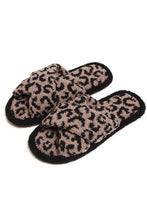 Load image into Gallery viewer, Leopard criss-cross slippers

