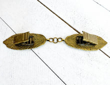 Load image into Gallery viewer, Willow Leaf Dress Clasp
