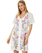 Load image into Gallery viewer, Nila Easy Breezy Tunic
