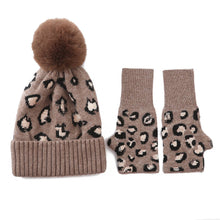 Load image into Gallery viewer, Leopard Wool Hat &amp; Gloves Set
