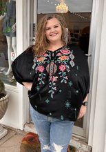 Load image into Gallery viewer, Crushed Embroidery Top
