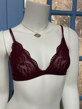 Load image into Gallery viewer, Floral Sheer Lace Bralette
