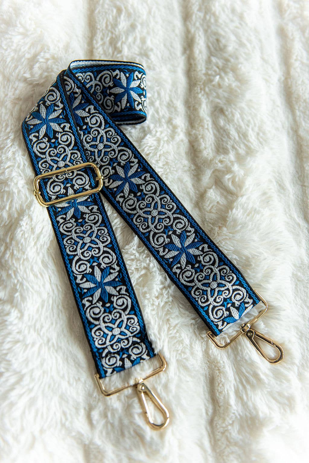 Crossbody Guitar Strap - Gypsy Blues RTS