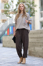 Load image into Gallery viewer, CORDUROY POCKET FRONT PANTS
