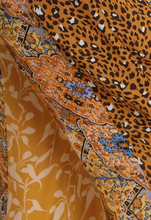 Load image into Gallery viewer, Sunray Print Flare Pants
